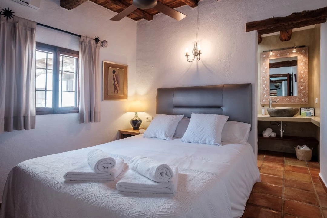 1684146667-Prospectors Luxury real estate Ibiza to rent villa Can Xauret spain property rental bedroom 4.webp